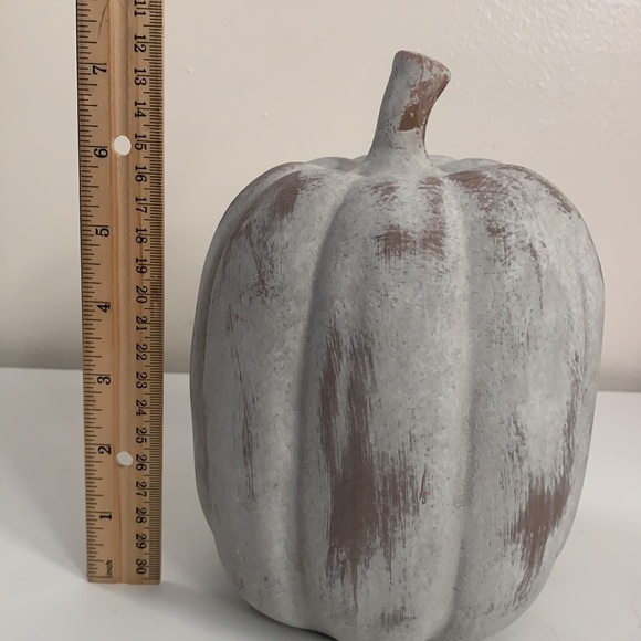 Fall Threshold Ceramic Pumpkin. Brand New. - Picture 5 of 7